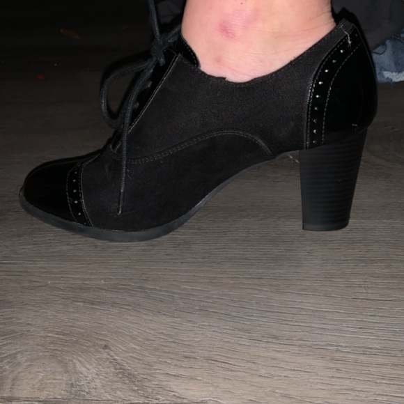 Heeled booties - Picture 2 of 2